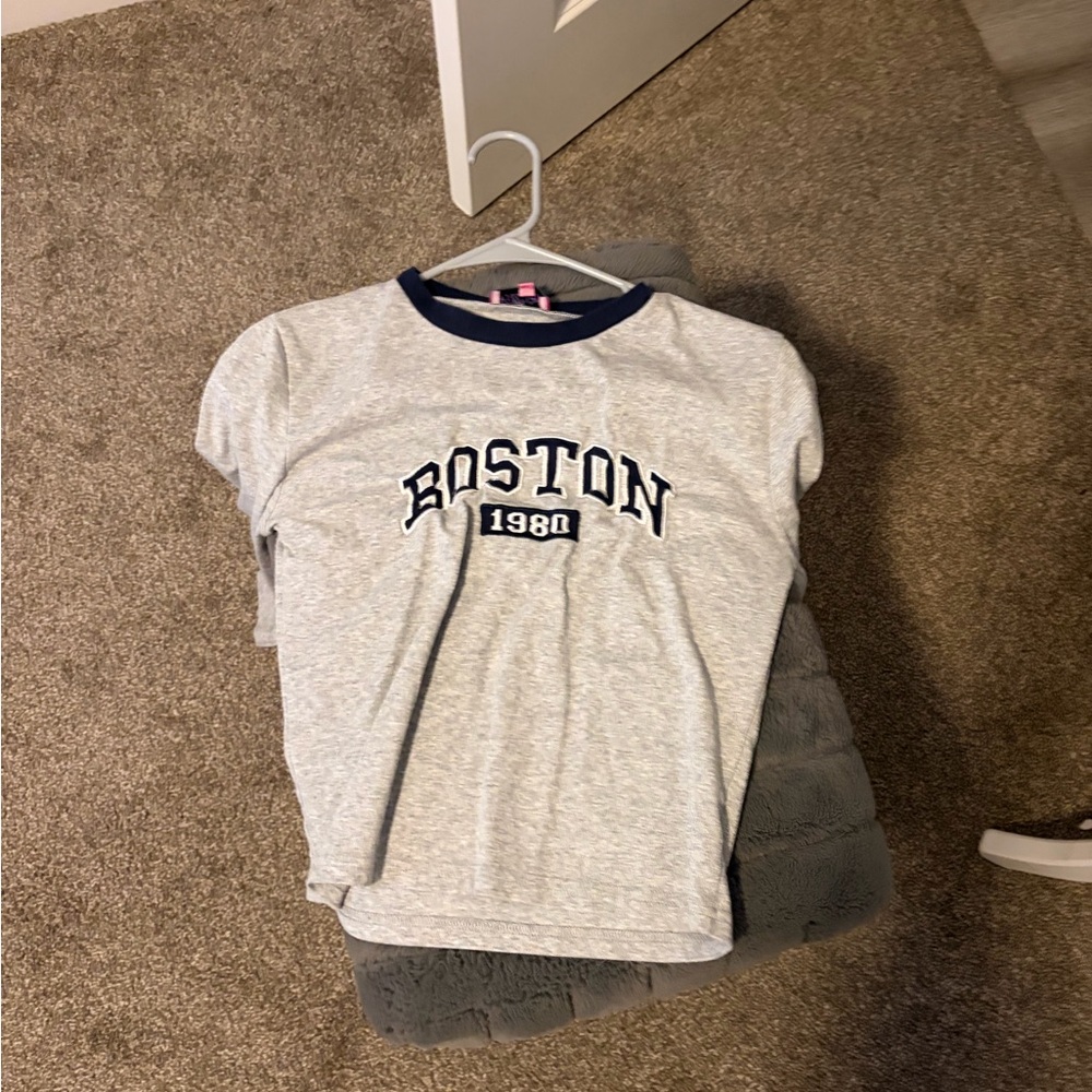 Edikted Gray Kids Tee with Boston 1980 Design